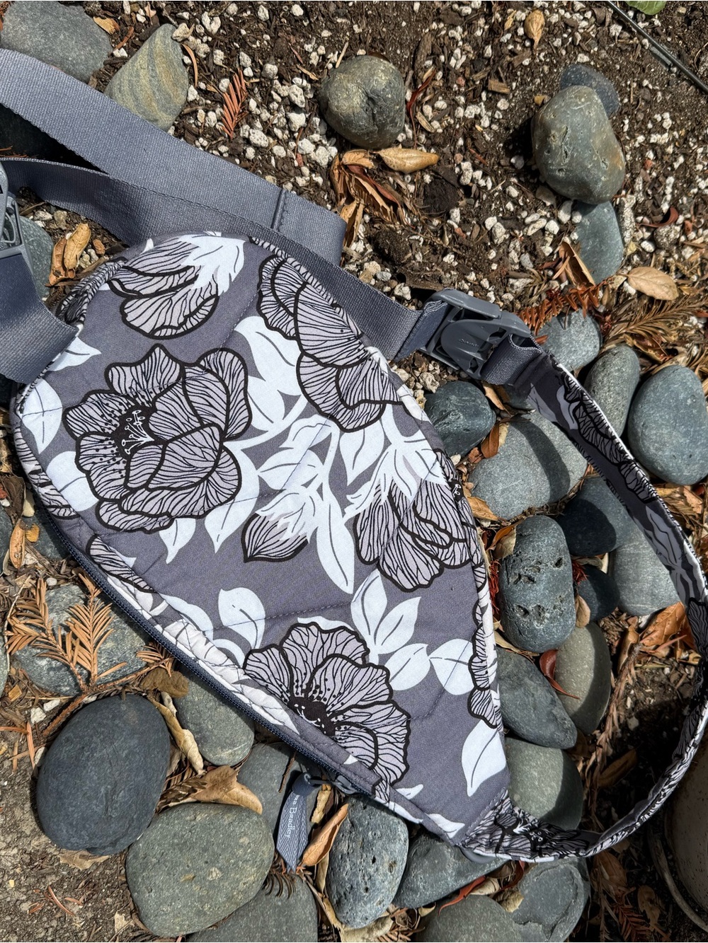 NWT Vera Bradley Floral Crossbody/Sling Bag